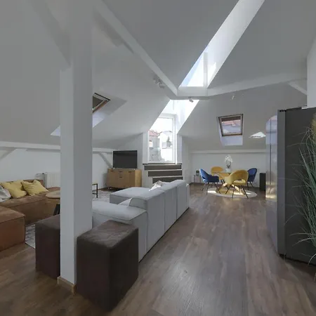 Aneri Old Town Apartment