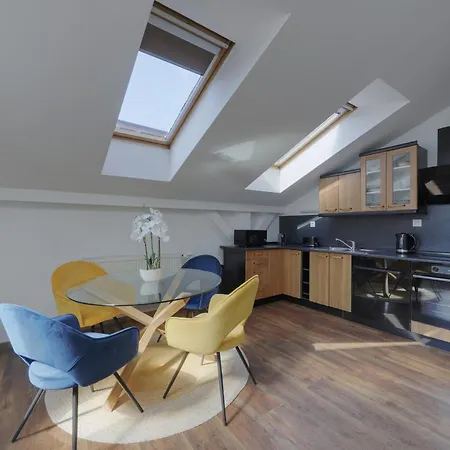 Aneri Old Town Daire