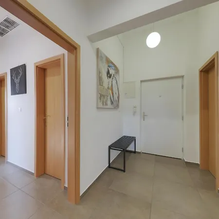 Aneri Old Town Appartement *