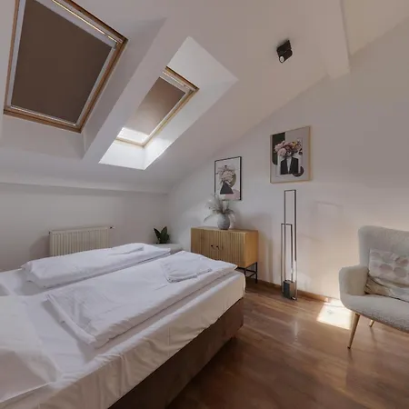 Aneri Old Town Apartment *