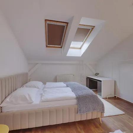 Apartment Aneri Old Town Bratislava
